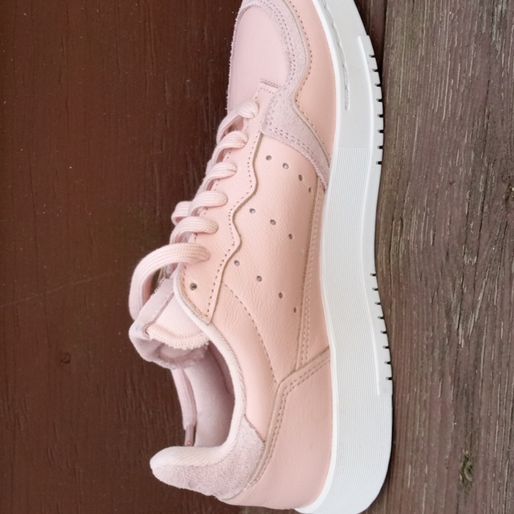 Adidas - Picture 7 of 8